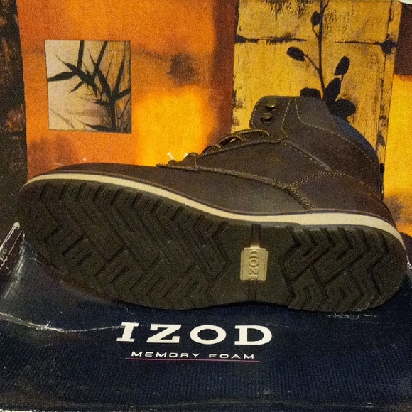 Izod Men's Dark Brown Lace-Up Boots - Picture 4 of 6